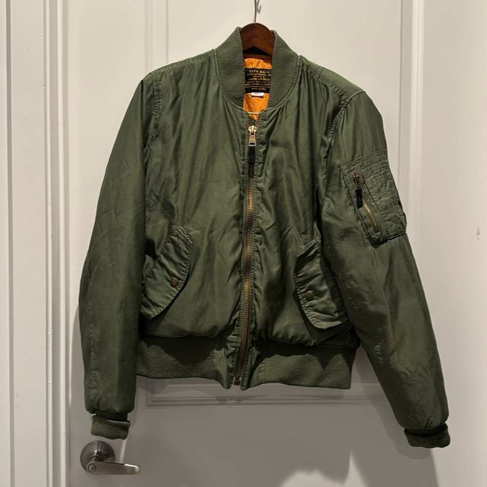 Imogene & Willie Green/Orange Bomber Jacket Type MA-1